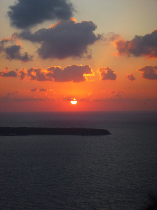 Santorini Island Highlights Tour
