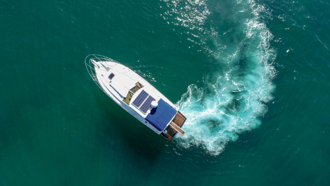 Speed Boat Tour with Lunch and Hotel Transfer