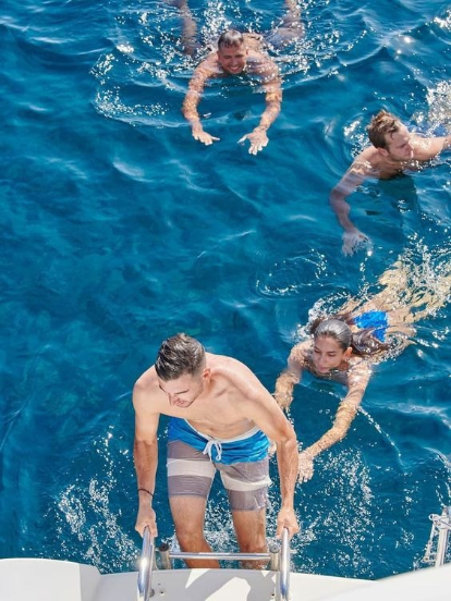 Catamaran Semi-Private Cruises