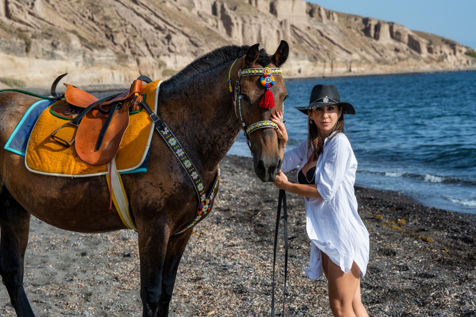 Santorini: Horse & Donkey Riding Through Volcanic Landscapes