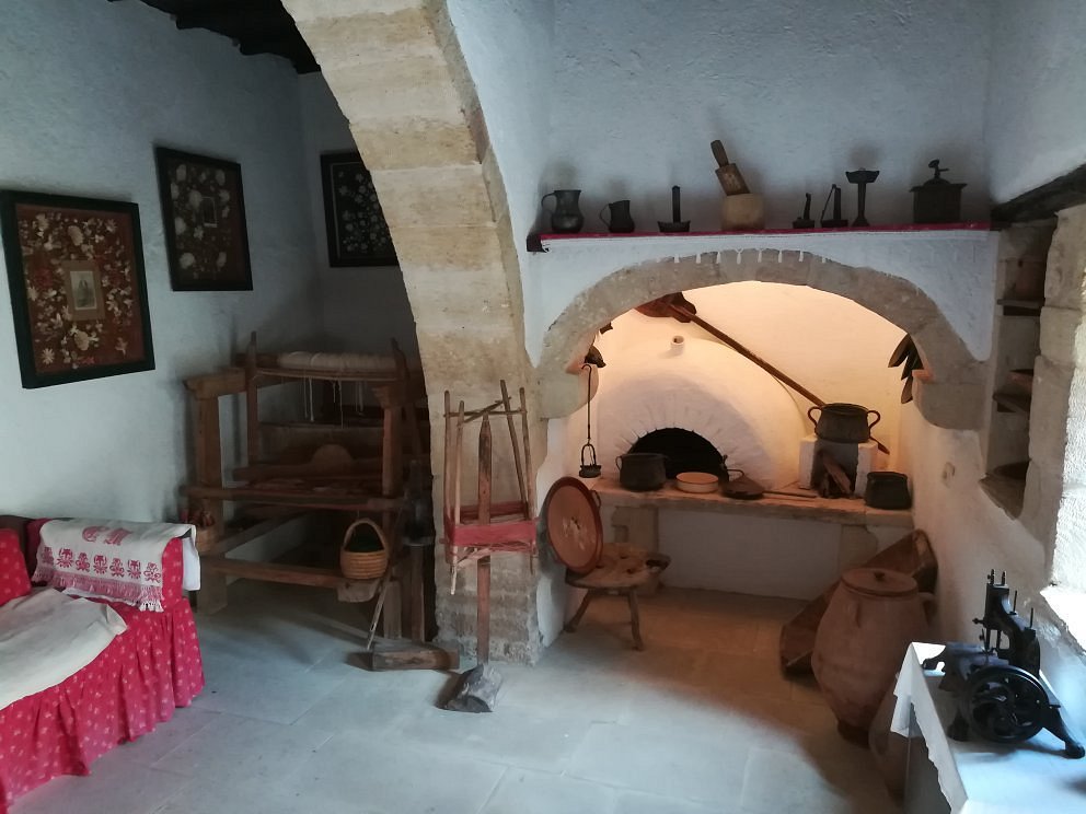 Private Half Day Tour at Apokoronas, Ancient Aptera & Traditional Villages