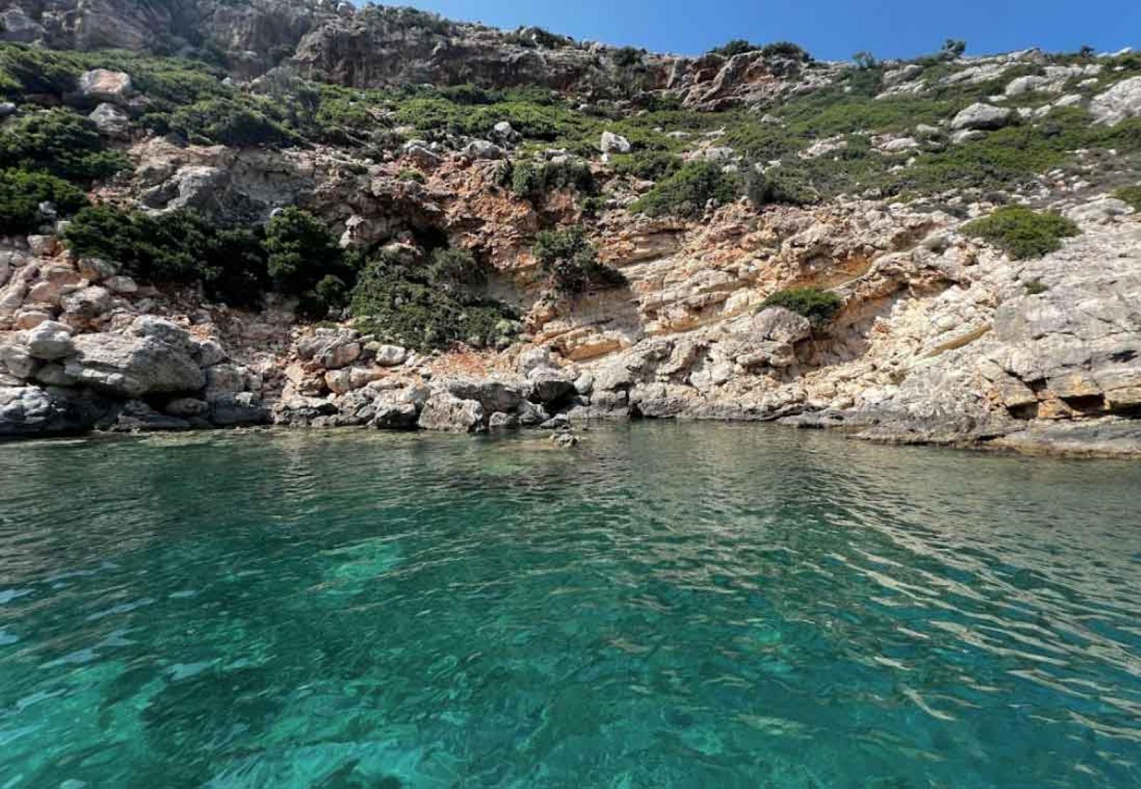 Protagon | Half Day Cruise | Seitan Limania - Crique de Souda (kamares) - White Coast - Admiral Island - Sosorides - Marathi Island