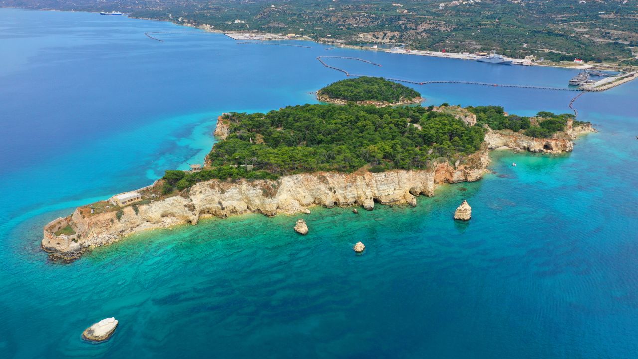 Marvel|Half Day Cruise | Seitan Limania - Crique de Souda (kamares) - White Coast - Admiral Island - Sosorides - Marathi Island