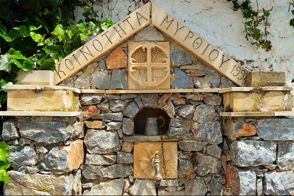 Picturesque “Myrthios“