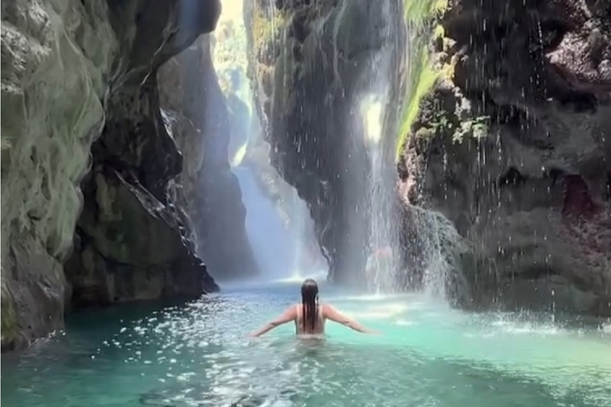 Private Jeep Tour Kourtaliotiko Gorge, Preveli & Spili Village