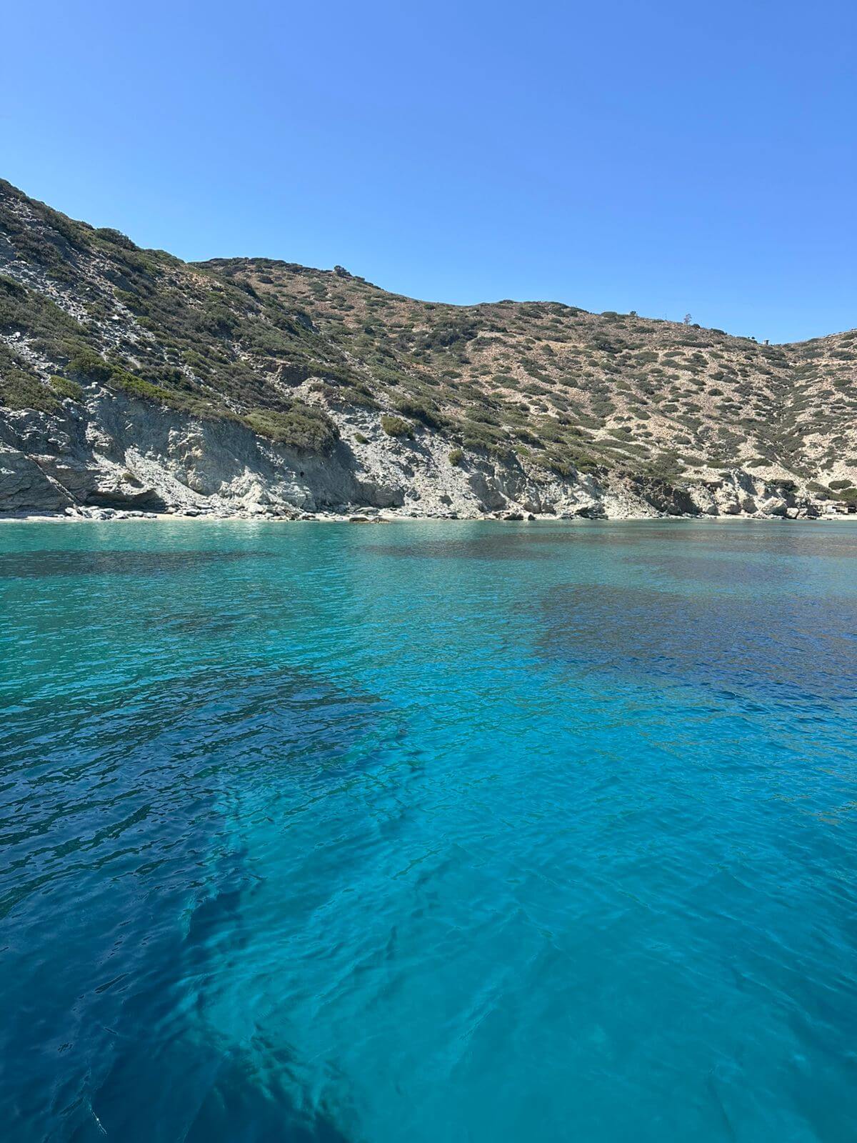 Private Sailing Cruise to Caves & Beaches for SUP & Lunch