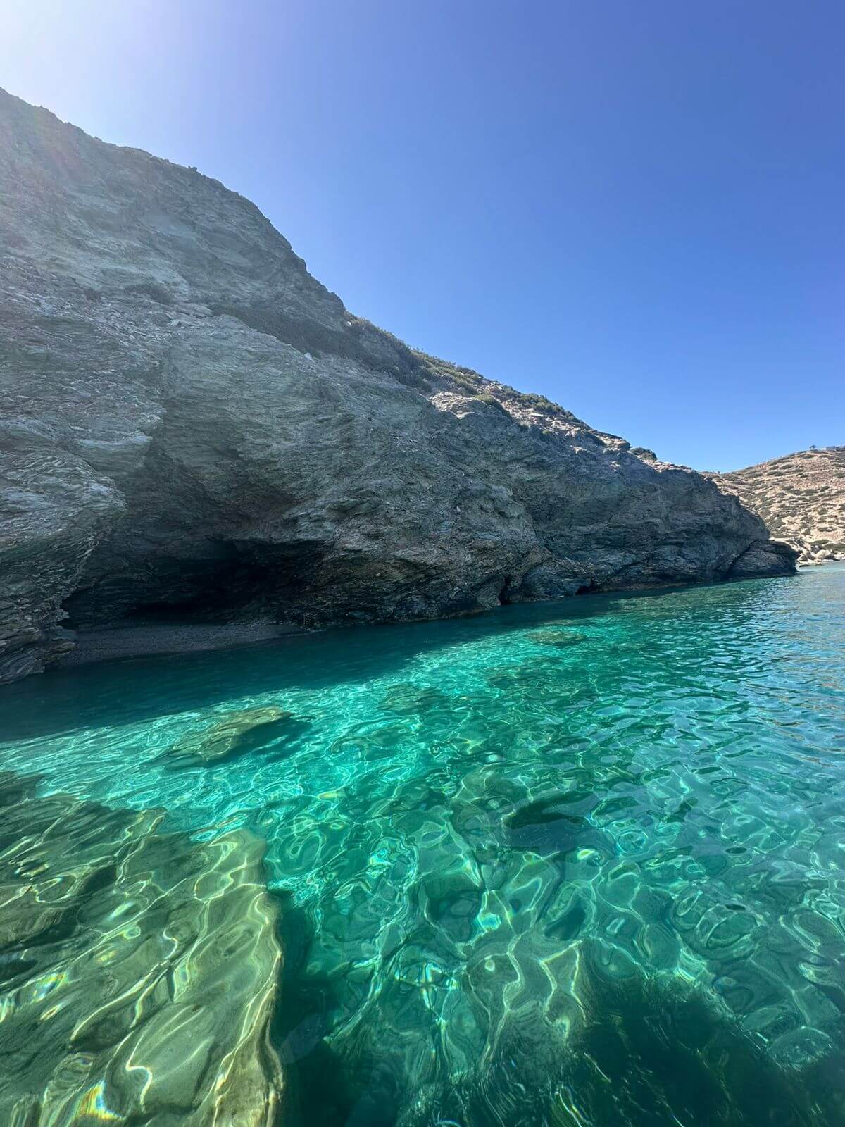 Private Sailing Cruise to Caves & Beaches for SUP & Lunch