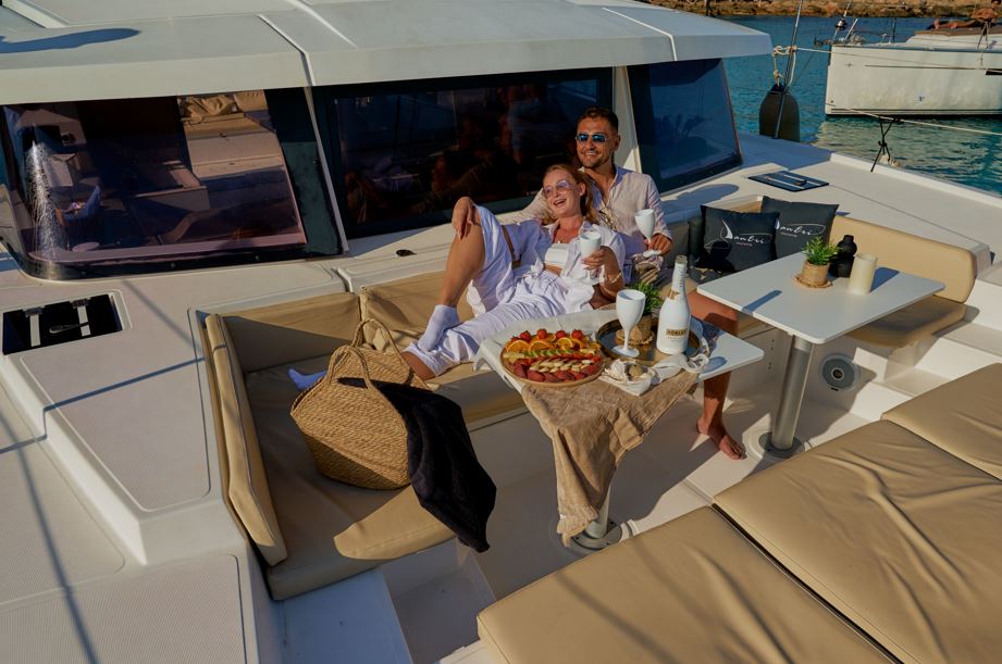 Ierapetra: All-Inclusive Chrissi Island Semi-Private Catamaran Cruise