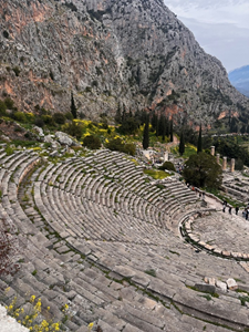One Day Tour to Delphi
