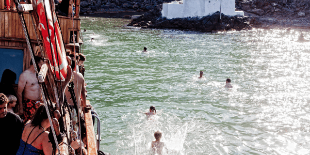 Volcano - Hot Springs - Thirassia 