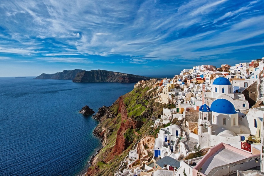 Santorini Sightseeing Tour: 4 Hours of Iconic Spots
