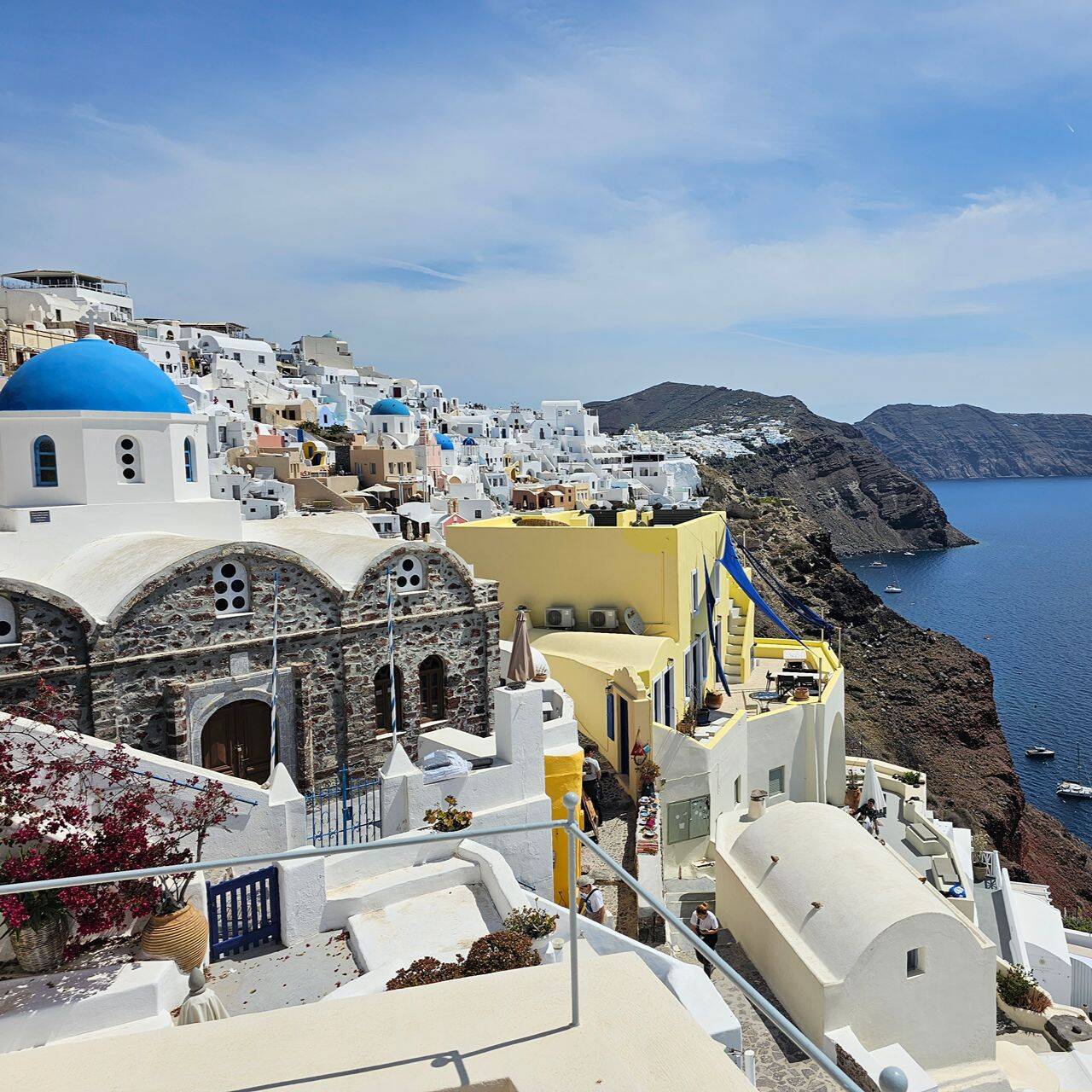 Santorini Sightseeing Tour: 4 Hours of Iconic Spots
