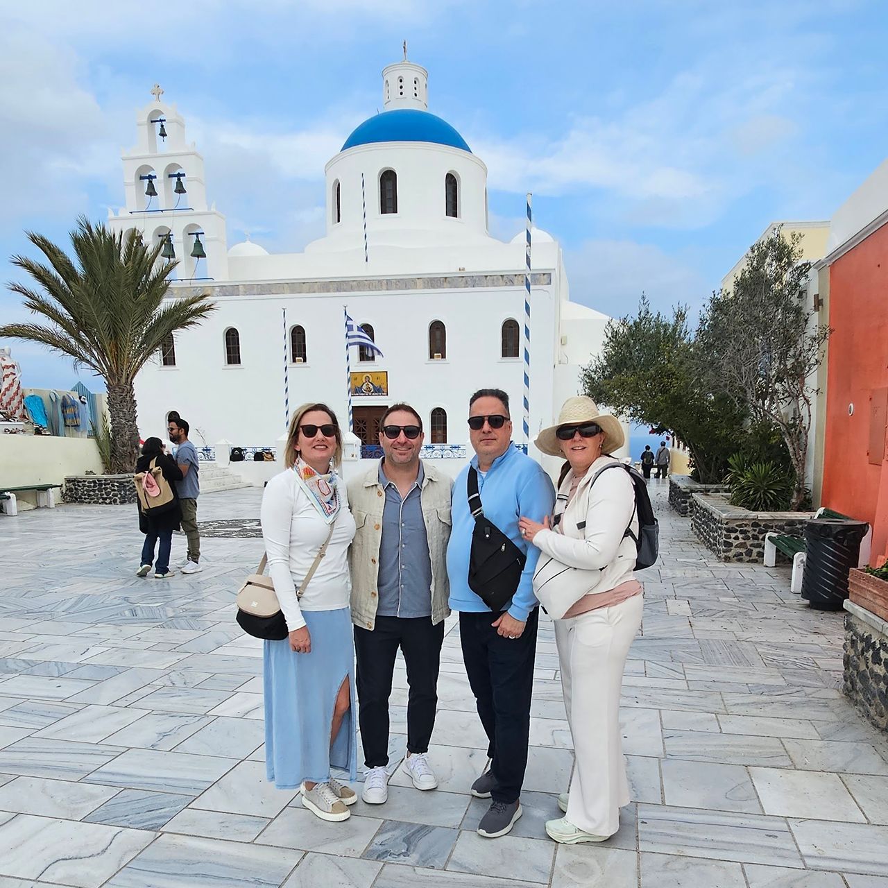 Santorini Sightseeing Tour: 4 Hours of Iconic Spots