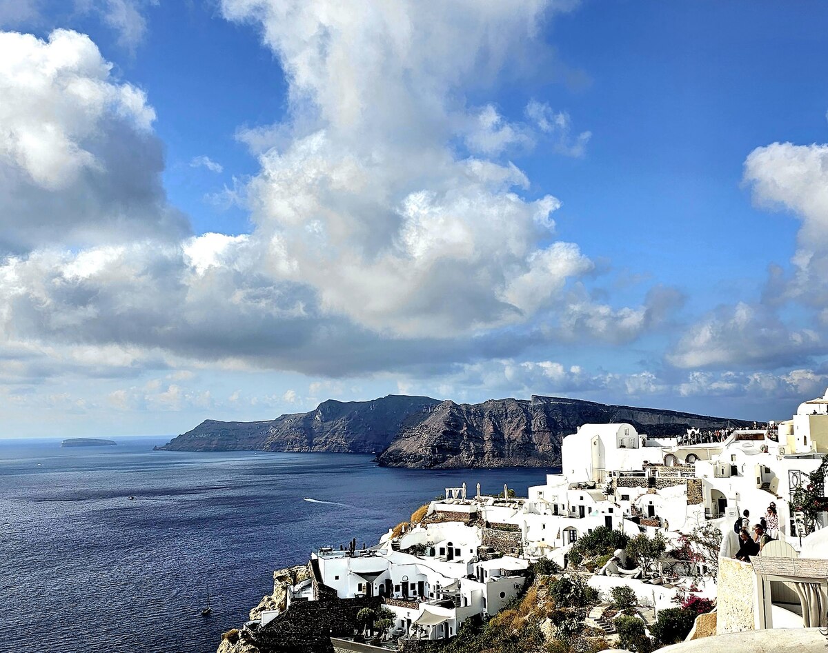 Santorini Family Adventures: Easy & Fun Taste of the Island