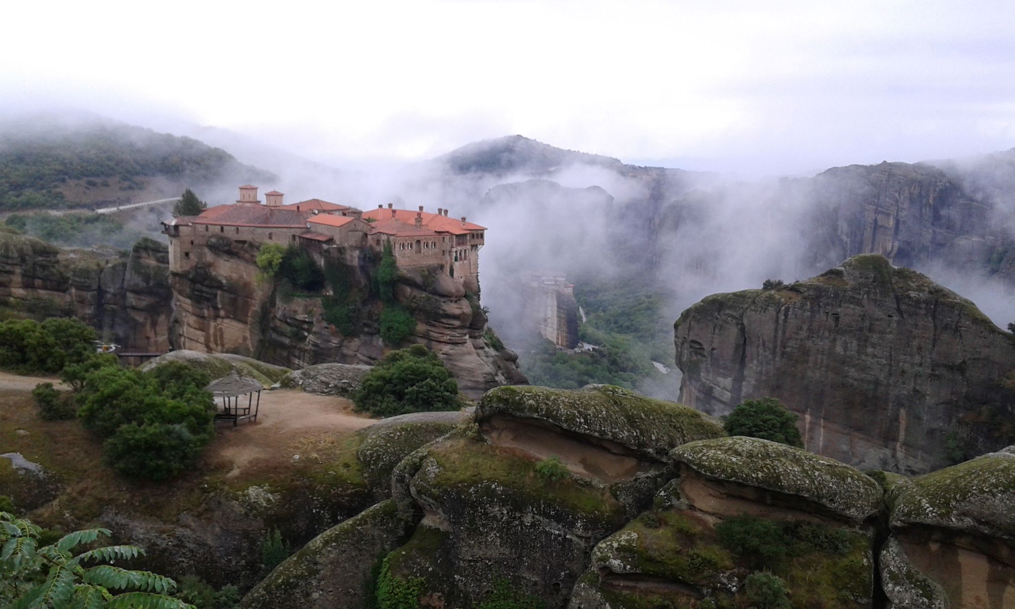 SUNRISE TOUR AT METEORA WITH PHOTO STOPS