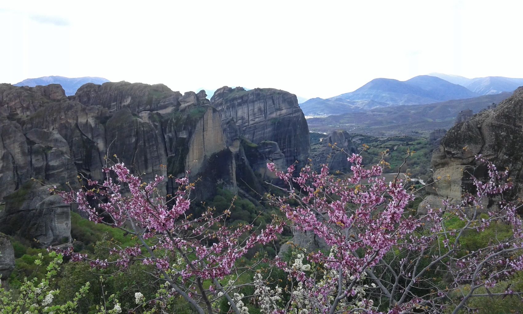 SUNRISE TOUR AT METEORA WITH PHOTO STOPS