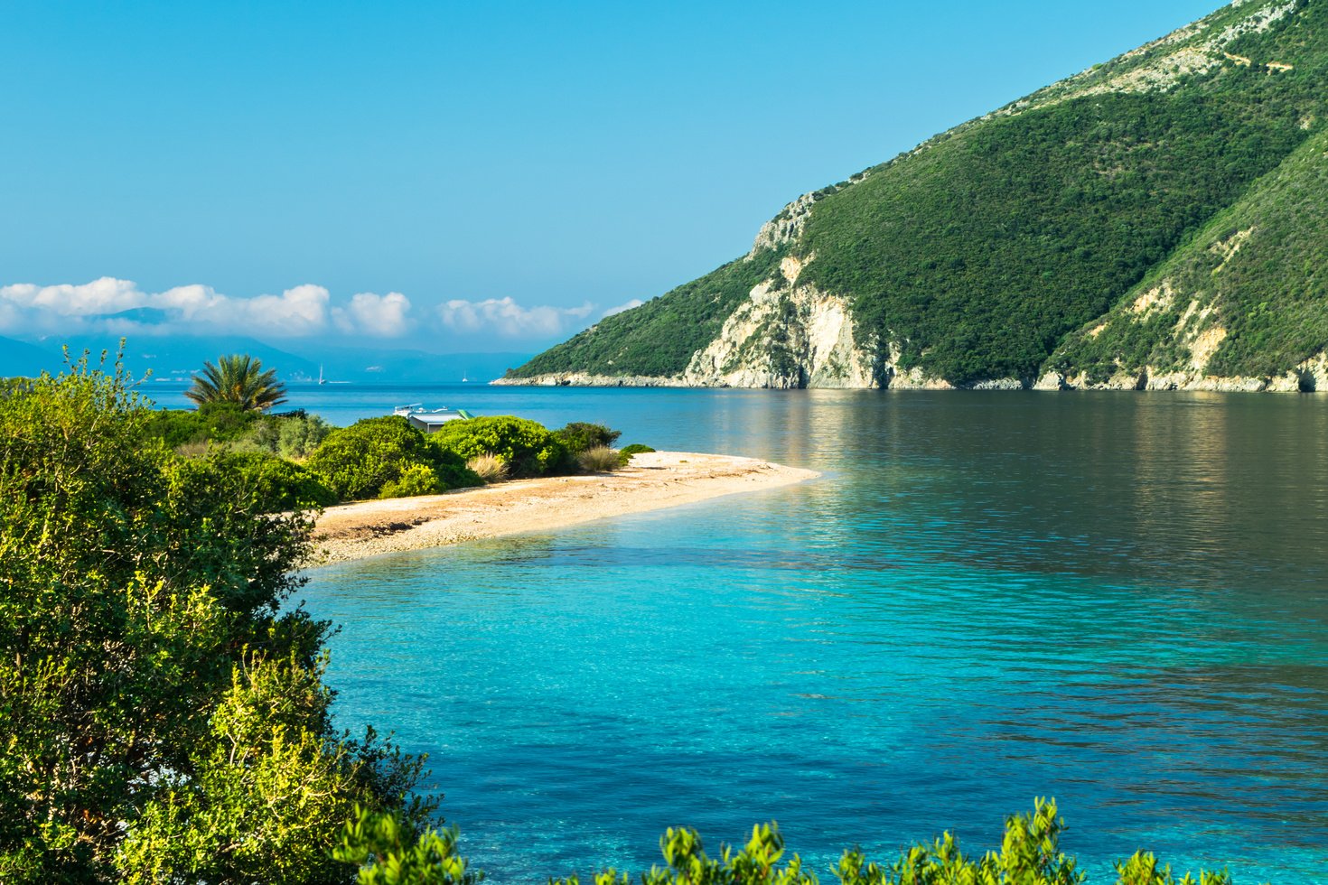 ERIETA 11m | Day Cruise to Lefkas 