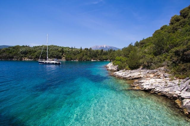 ERIETA 11m | Day Cruise to Lefkas 