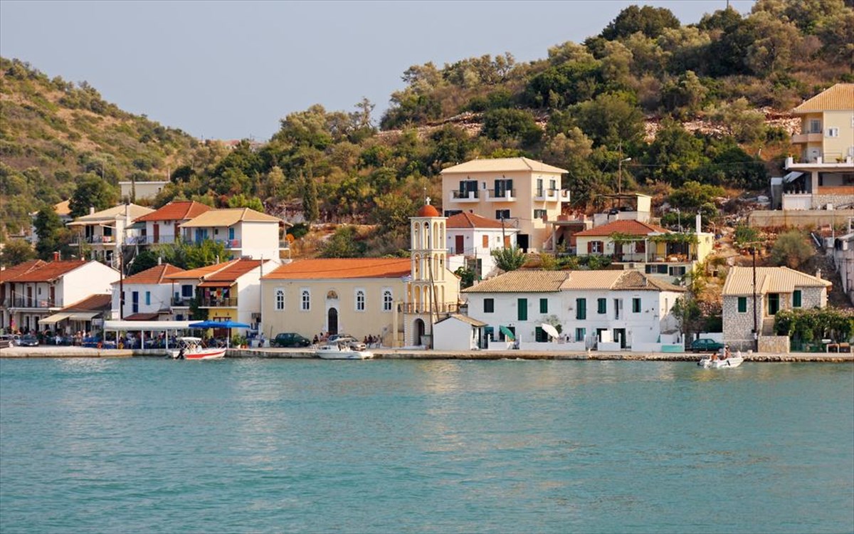 ERIETA 11m | Day Cruise to Lefkas 