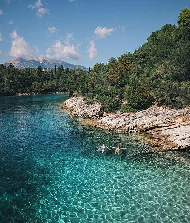 ERIETA 11m | Day Cruise to Lefkas 