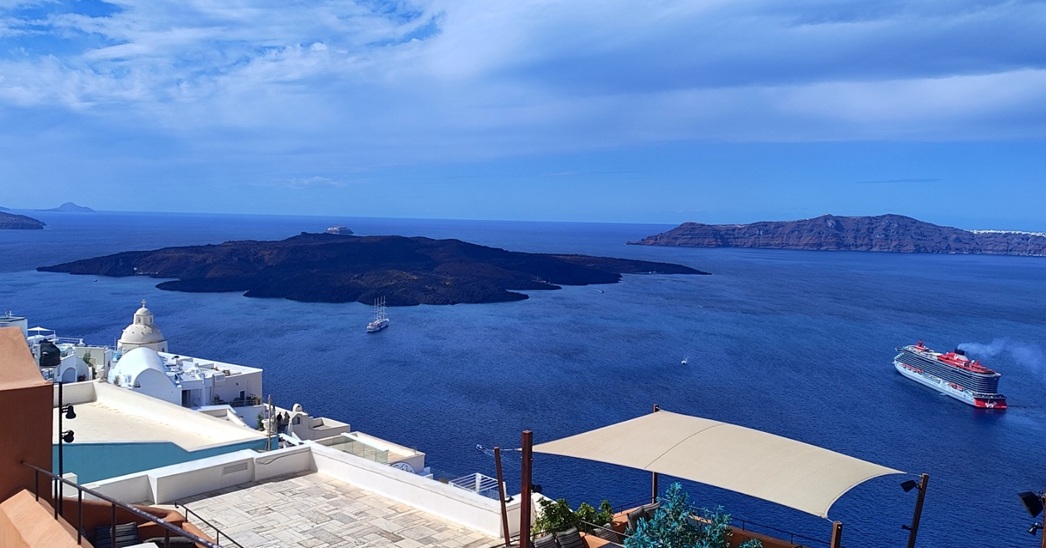 Traces of History & Volcanic Horizons