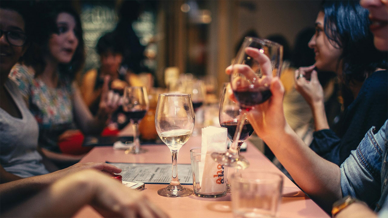  Architectural Walk in Corfu with a glass of local wine