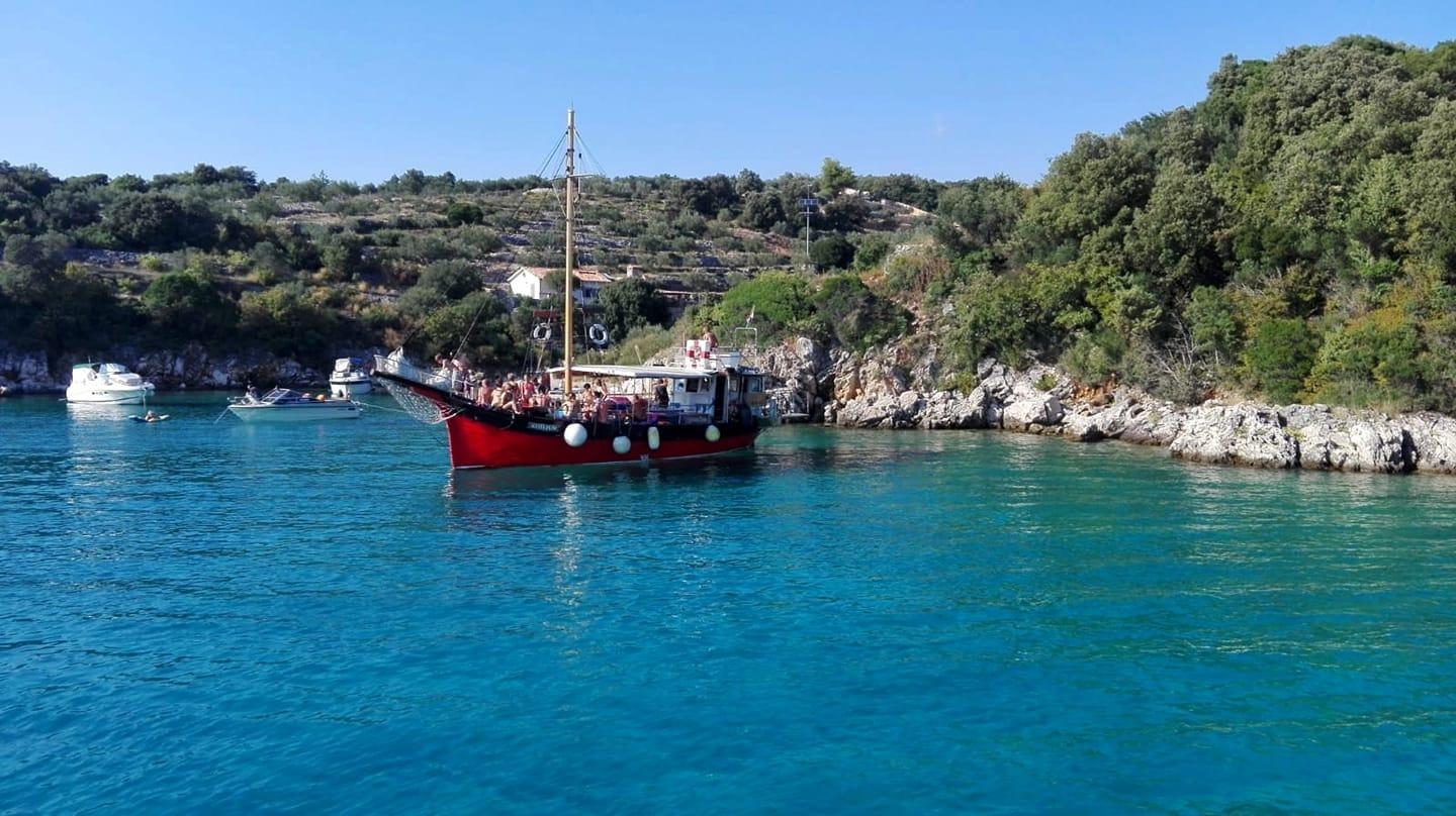 Krk: Hidden Beaches & Local Flavors with Bruschetta