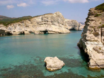 PRIVATE HALF-DAY MORNING CRUISE: ADAMANTAS-KLEFTIKO-AGIA KIRIAKI