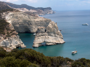 PRIVATE HALF-DAY MORNING CRUISE: ADAMANTAS-KLEFTIKO-AGIA KIRIAKI
