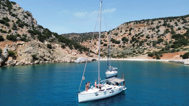 Full Day Naxos Exploration Yacht Tour