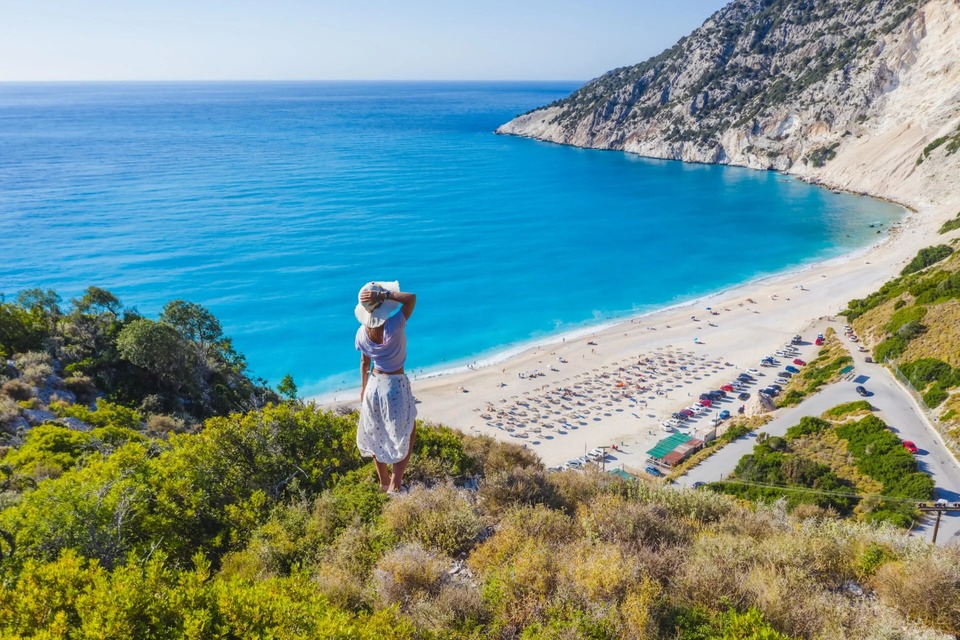 Assos & Myrtos – Emerald Water Experience