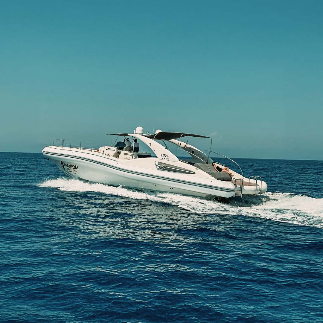 Half-Day (4 hours) Private Cruise - Phantom Power Rib