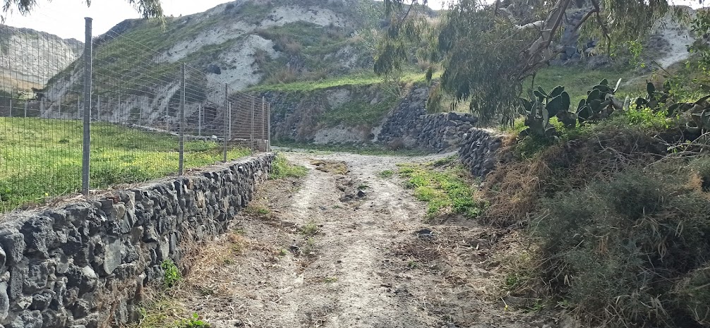 The Grand Hike | Santorini’s Picturesque Villages, Wine Roads and Hidden Treasures