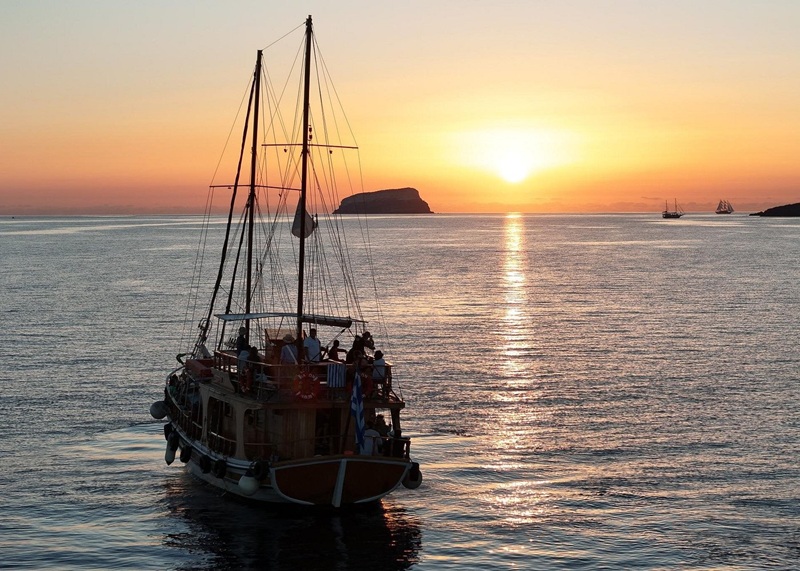 Santorini Sunset and Volcano Firework Show