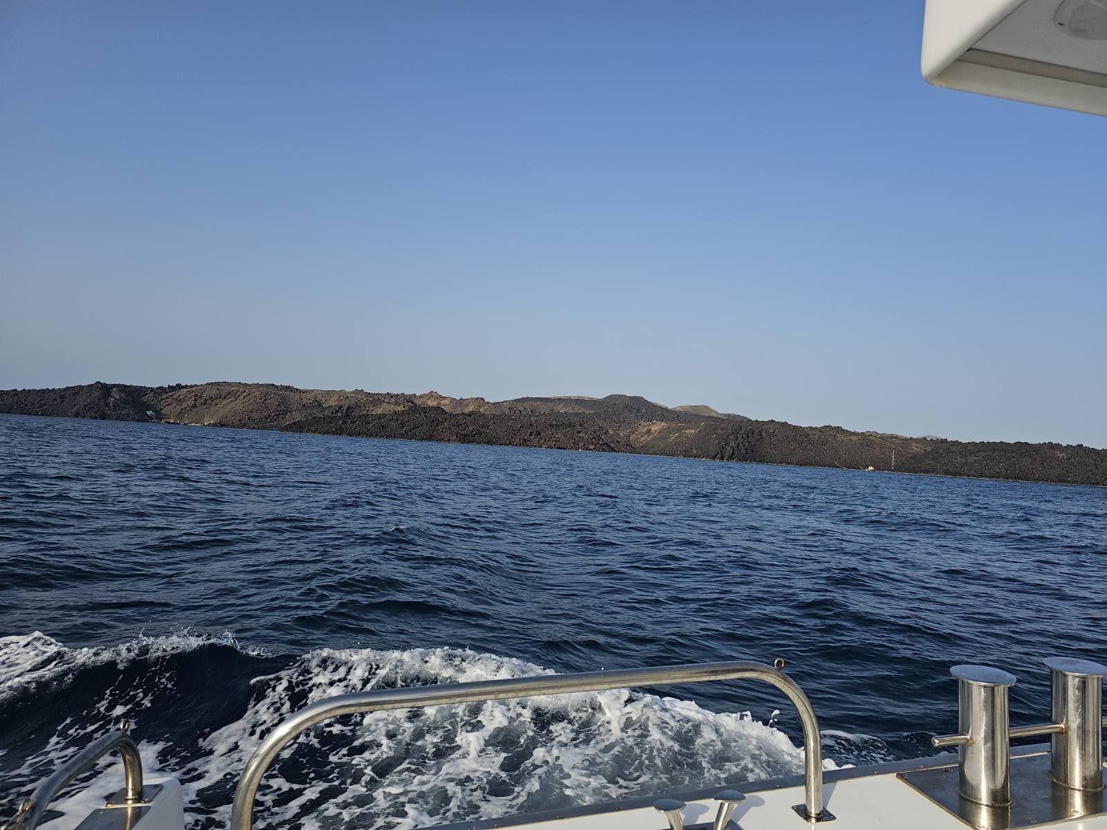 Two islands , One wine journey
