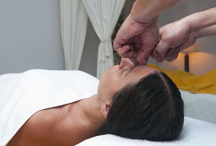 Rejuvance - Fingertip Face Lift in Imerovigli