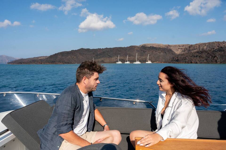 Private Targa Motor Yacht Half Day Daytime Cruise with BBQ, Open Bar & Transfers