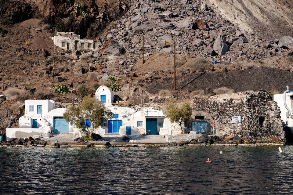 Private Targa Motor Yacht Half Day Daytime Cruise with BBQ, Open Bar & Transfers