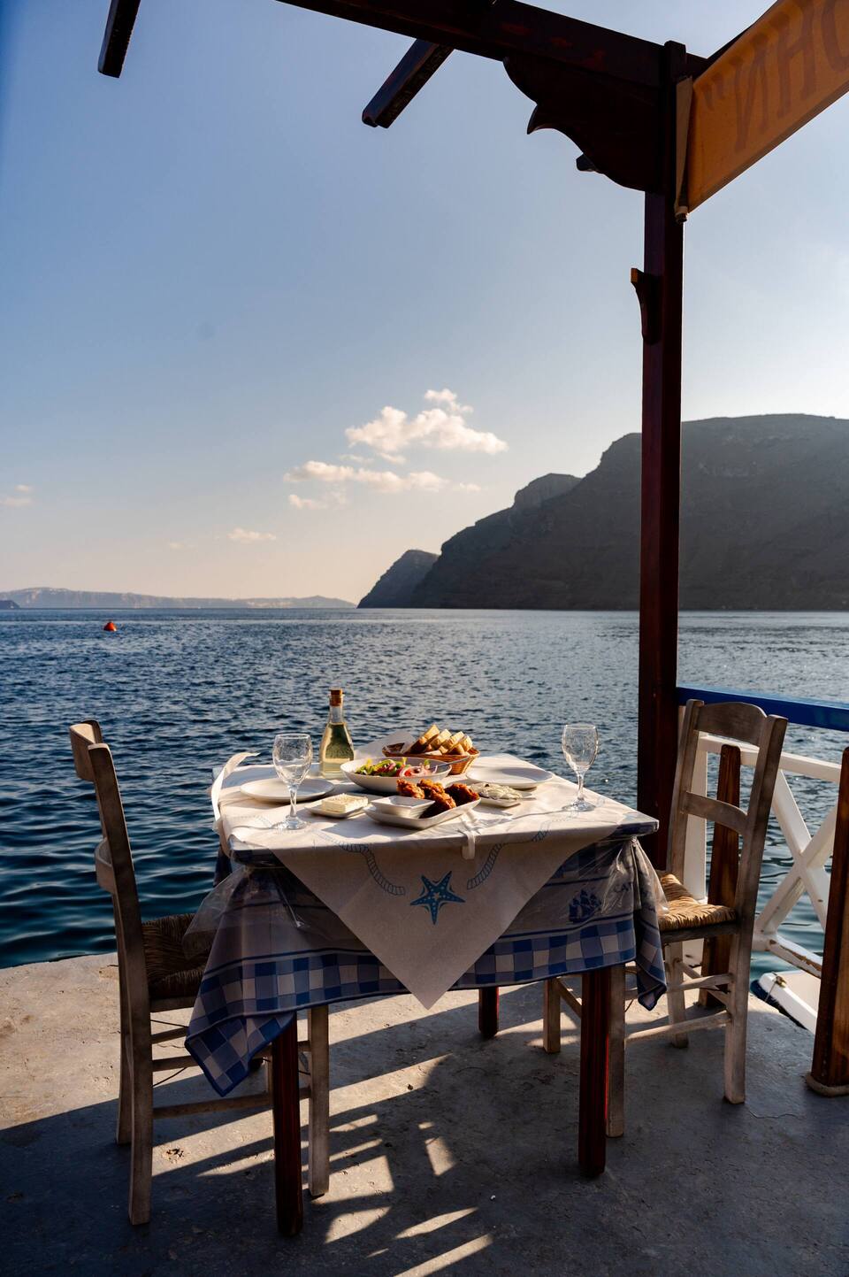 Private Targa Motor Yacht Full Day Cruise with BBQ, Open Bar & Transfers