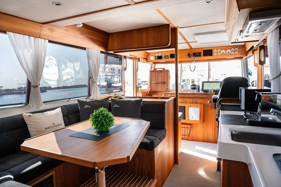 Private Targa Motor Yacht Half Day Sunset Cruise with BBQ, Open Bar & Transfers