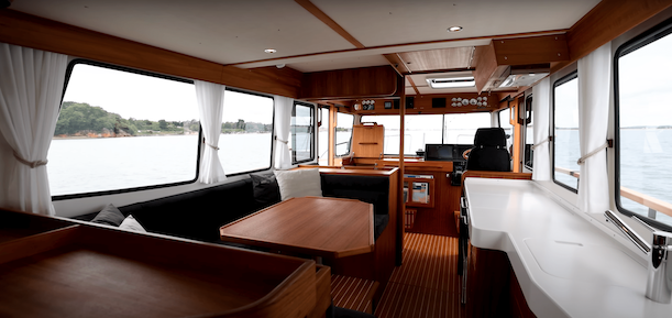 Private Targa Motor Yacht Half Day Daytime Cruise with BBQ, Open Bar & Transfers