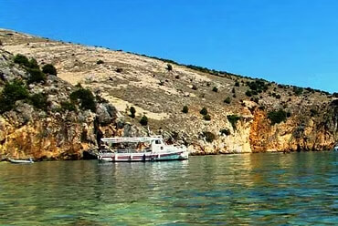 8 h Off-Season Full-Day Boat Trip