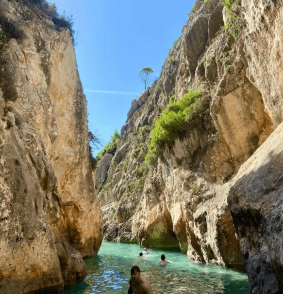 Shipwreck Beach & Blue Caves Land and Sea Tour