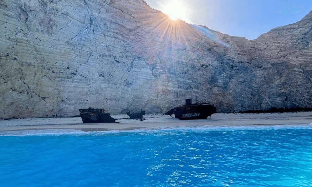 Shipwreck Beach & Blue Caves Land and Sea Tour